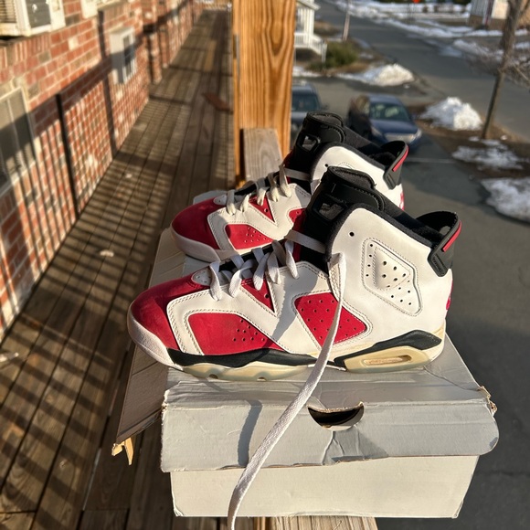 Carmine 6s Size 6y - Picture 4 of 6